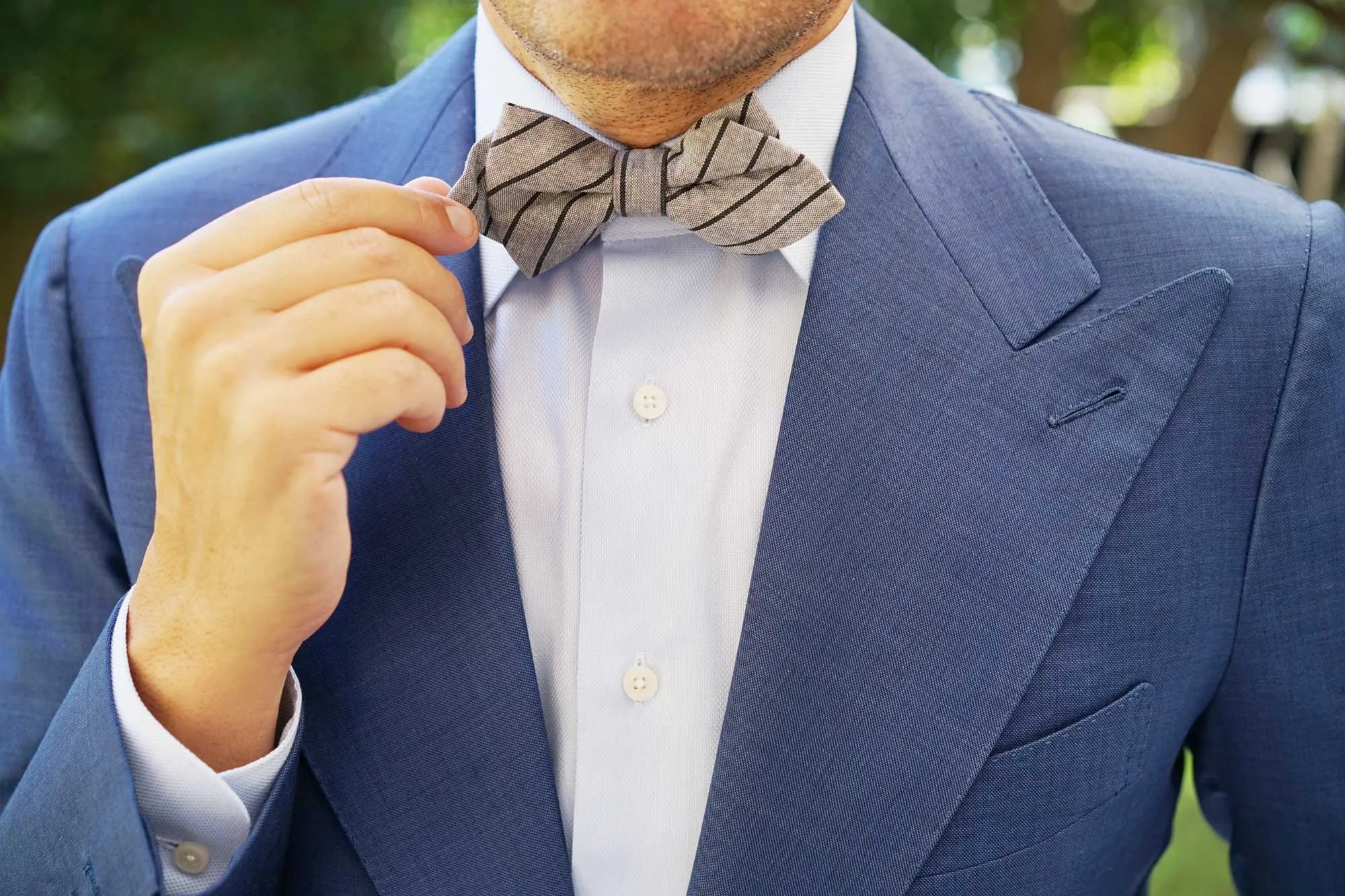 Ash Gray Pinstripe Diamond Bow Tie