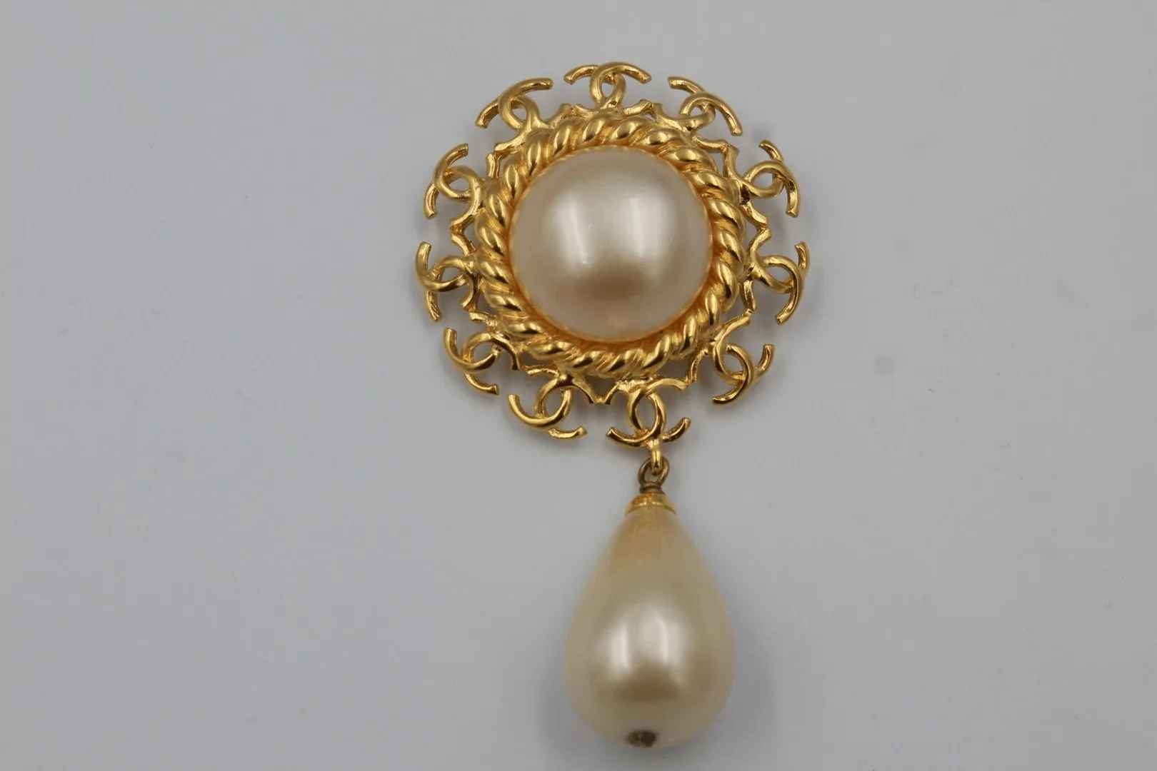 Chanel Vintage gold and Pearl Brooch