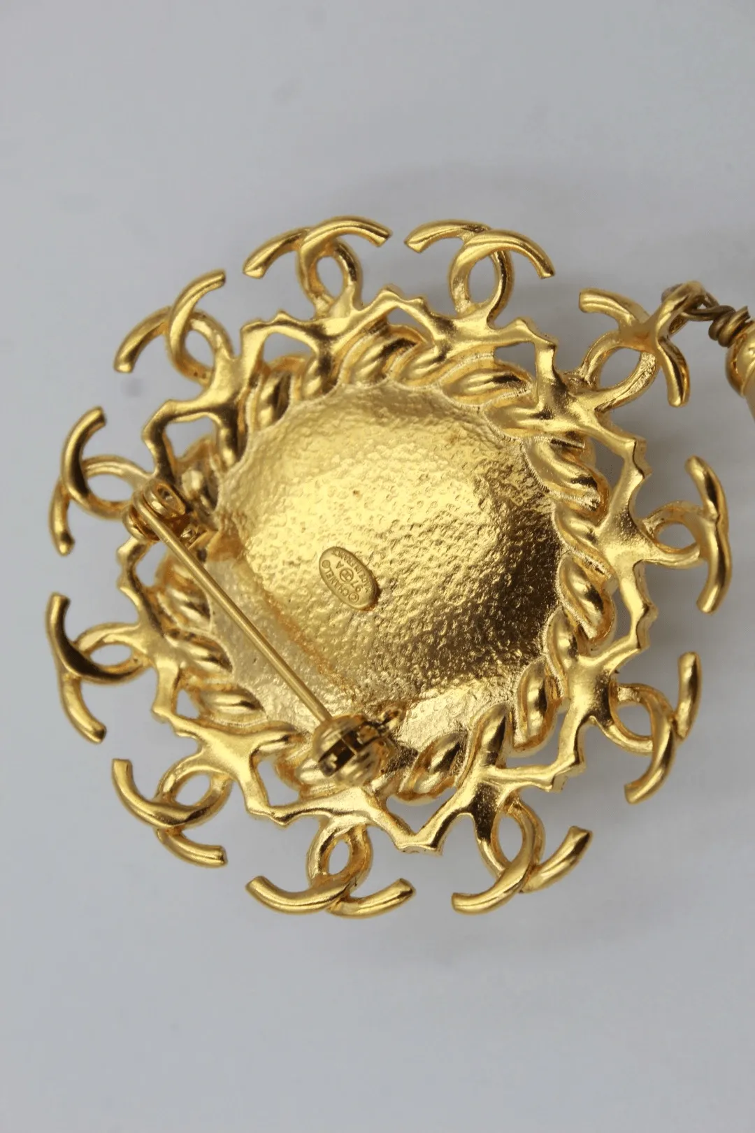 Chanel Vintage gold and Pearl Brooch