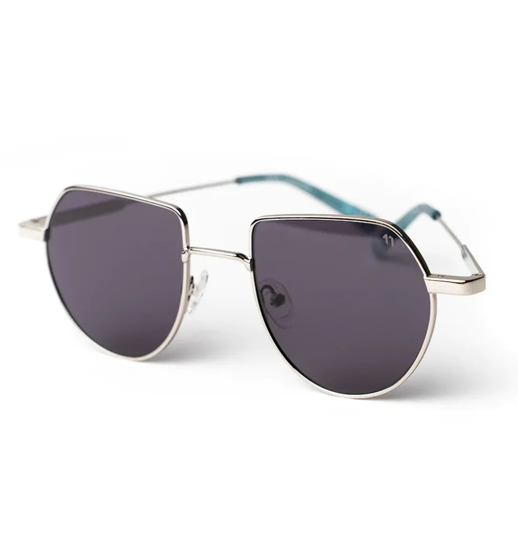 Freddie - Silver - Noir 001