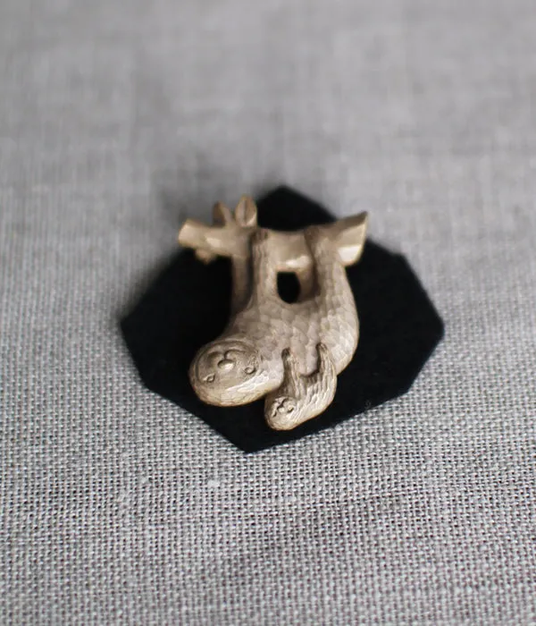 KIYATA Tin Brooch {Sloth}