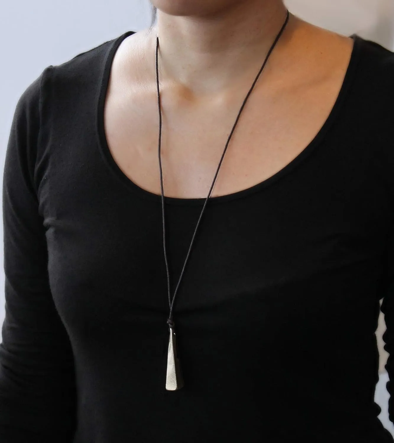 POMINA Minimalist Leather Cord with Triangle Weight Gold Bar Pendant Long Necklaces for Women Men