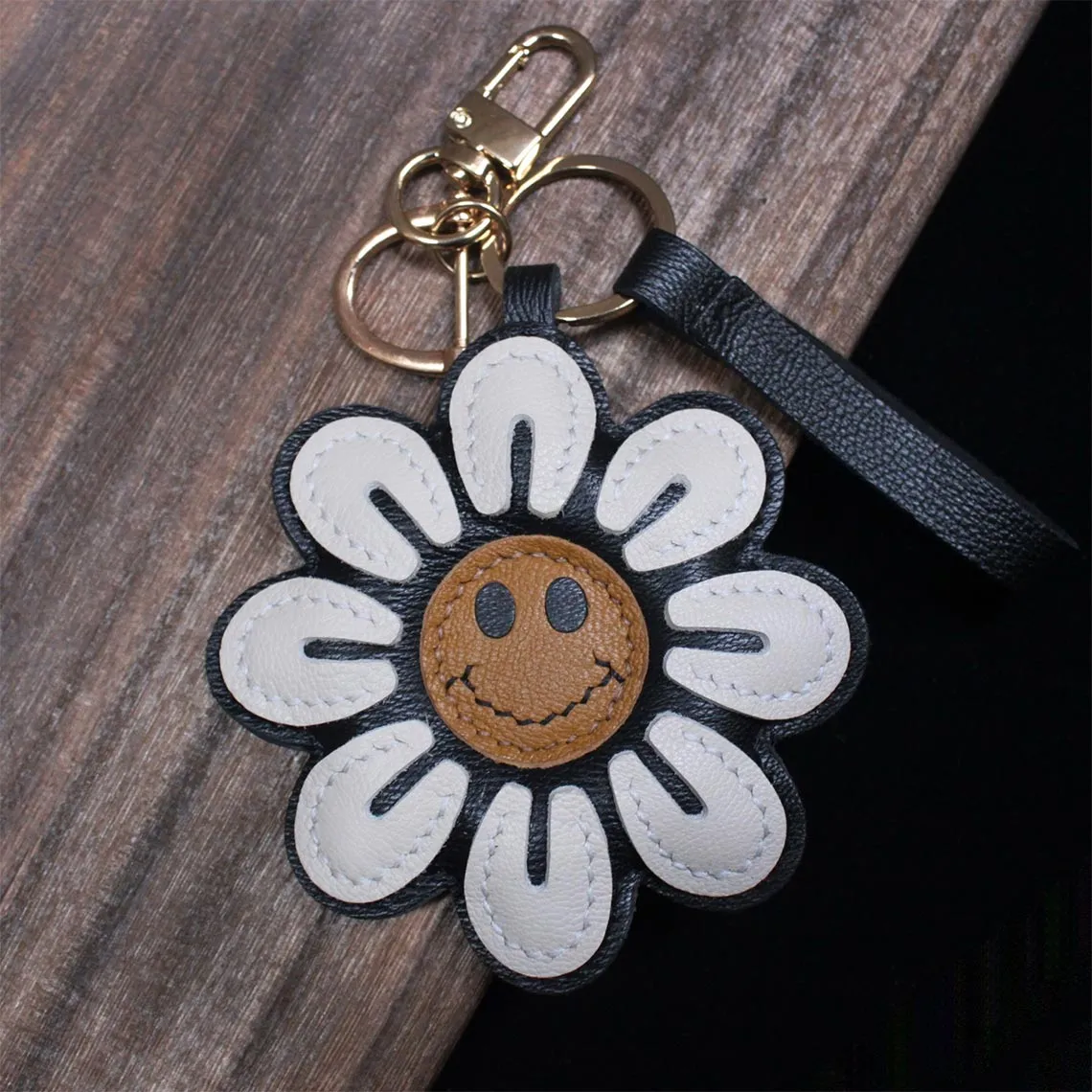 Sheep Leather Smile Flower Keychain DIY Kits